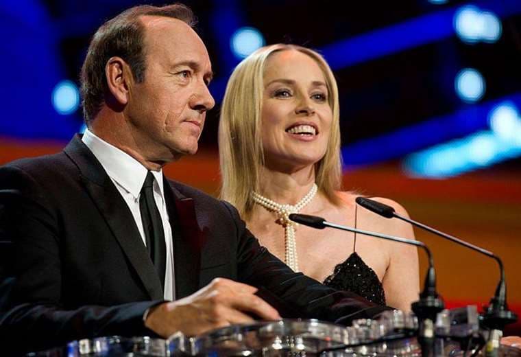 Las estrellas de Hollywood que piden que se permita que Kevin Spacey vuelva a actuar tras años sin trabajo por acusaciones de abuso sexual