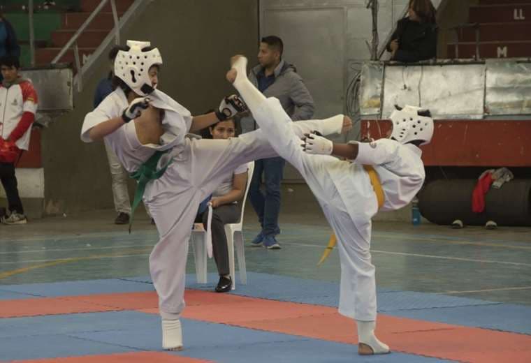El nacional tiene incentivo económico para los karatecas. Foto: Feboka