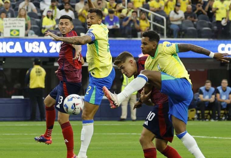 Brasil empató con una aguerrida Costa Rica en la Copa América